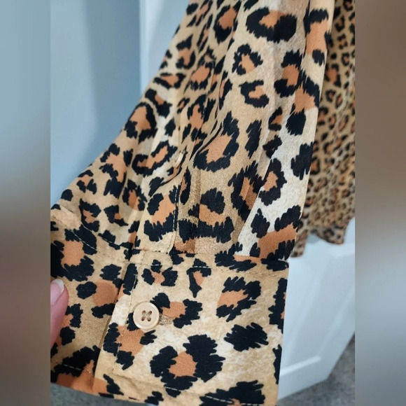 On 34th Created for Macy's Leopard Print Button-Front Crepe Shirt in Size 3X - Picture 8 of 14